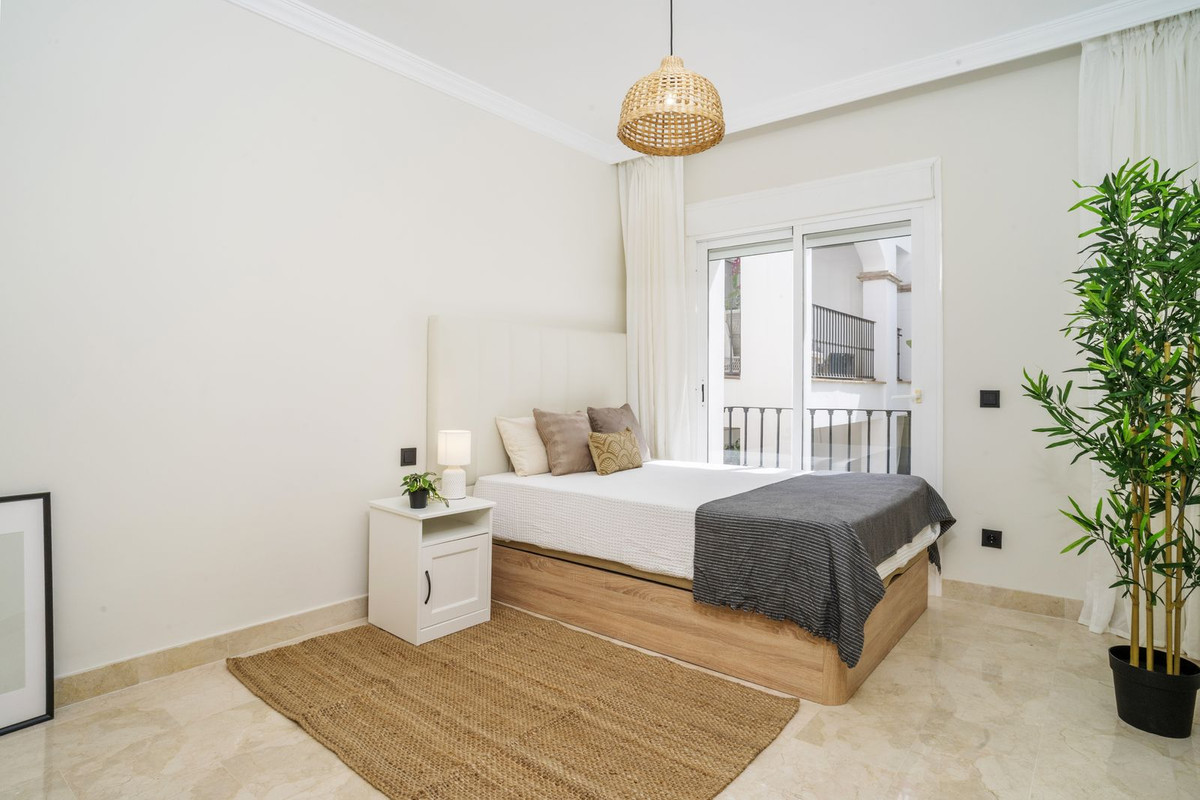 Se vende Apartamento Planta Media de 3 dormitorios en Costa Del Sol, Málaga, España