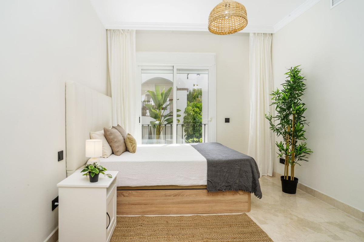 Se vende Apartamento Planta Media de 3 dormitorios en Costa Del Sol, Málaga, España
