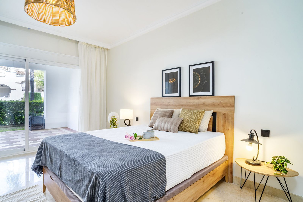 3 Bed Apartment for sale in Marbella Costa Del Sol, Málaga, Spain