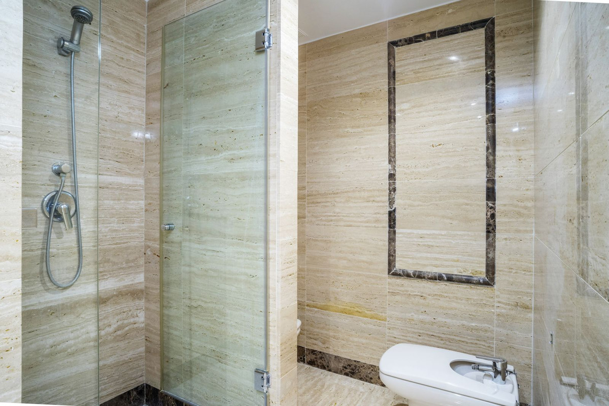 3 Bed Apartment for sale in Marbella Costa Del Sol, Málaga, Spain