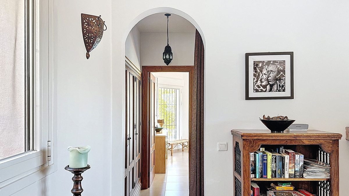 3 Bed Townhouse for sale in Arenas Costa Del Sol East, Málaga, Spain
