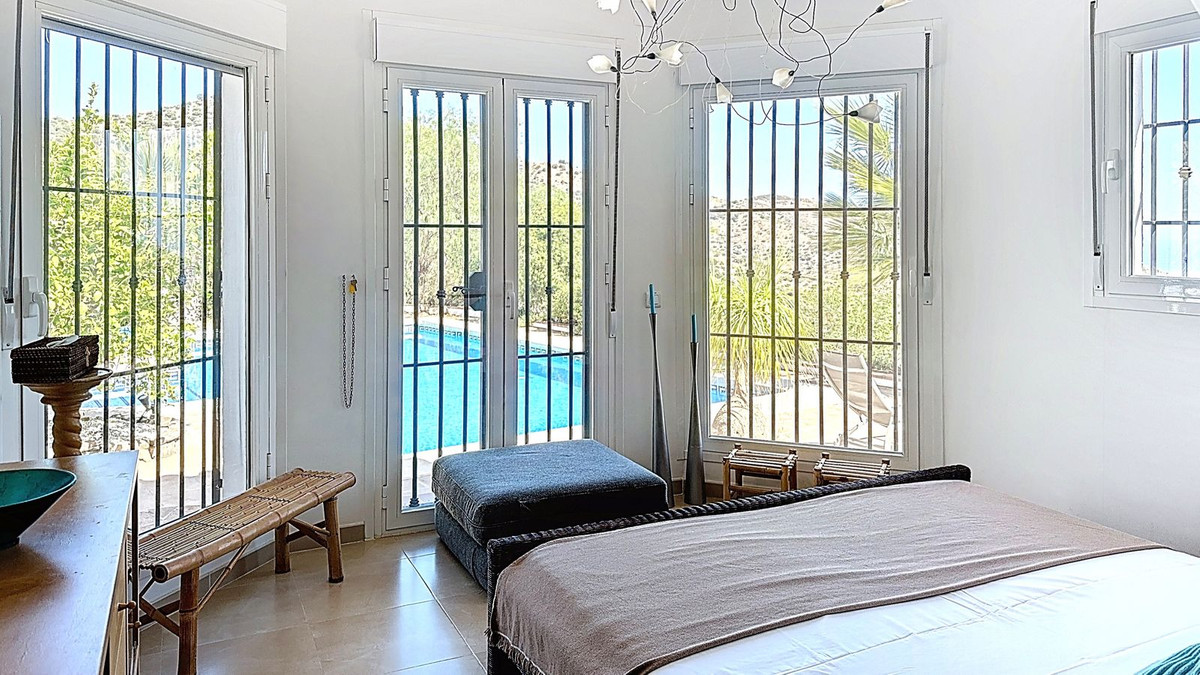 3 Bed Townhouse for sale in Arenas Costa Del Sol East, Málaga, Spain