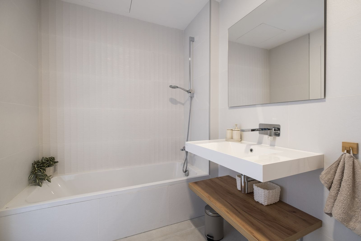 Se vende Adosada de 3 dormitorios en Costa Del Sol, Málaga, España