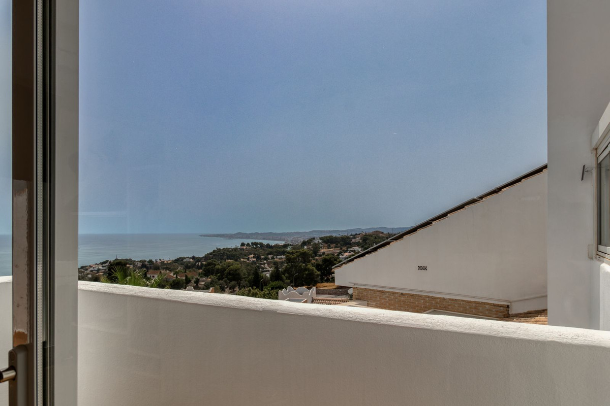 4 Bed Townhouse for sale in Torremuelle Costa Del Sol, Málaga, Spain