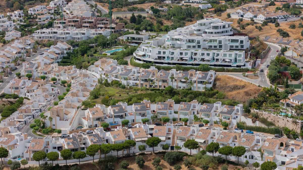4 Bed Townhouse for sale in Torremuelle Costa Del Sol, Málaga, Spain