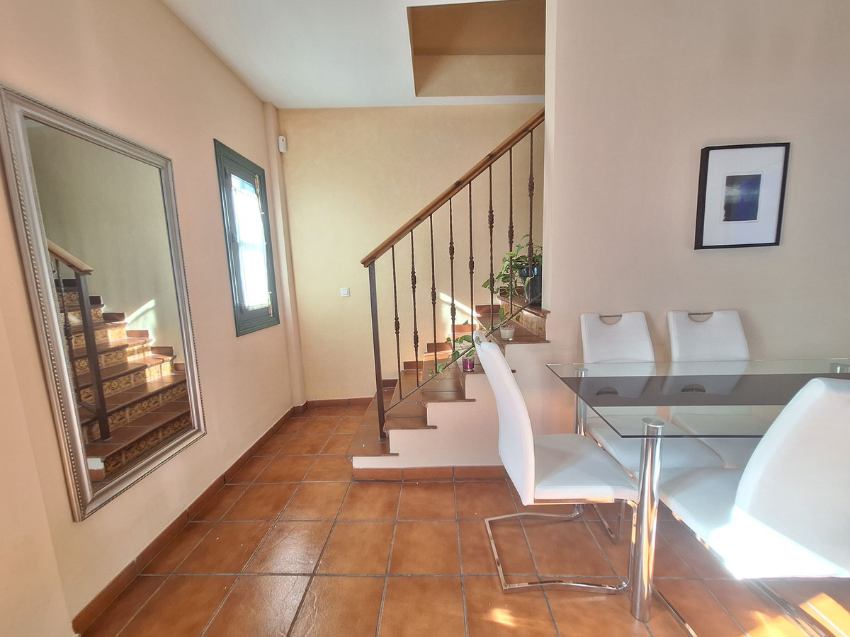 Se vende Pareada de 3 dormitorios en Costa Del Sol, Cadiz, España