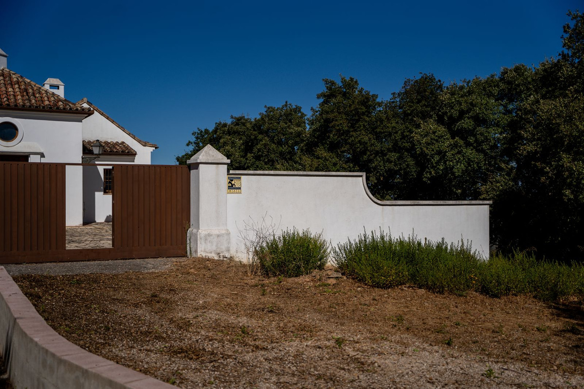 Se vende Villa - Chalet de 4 dormitorios en Costa Del Sol, Málaga, España
