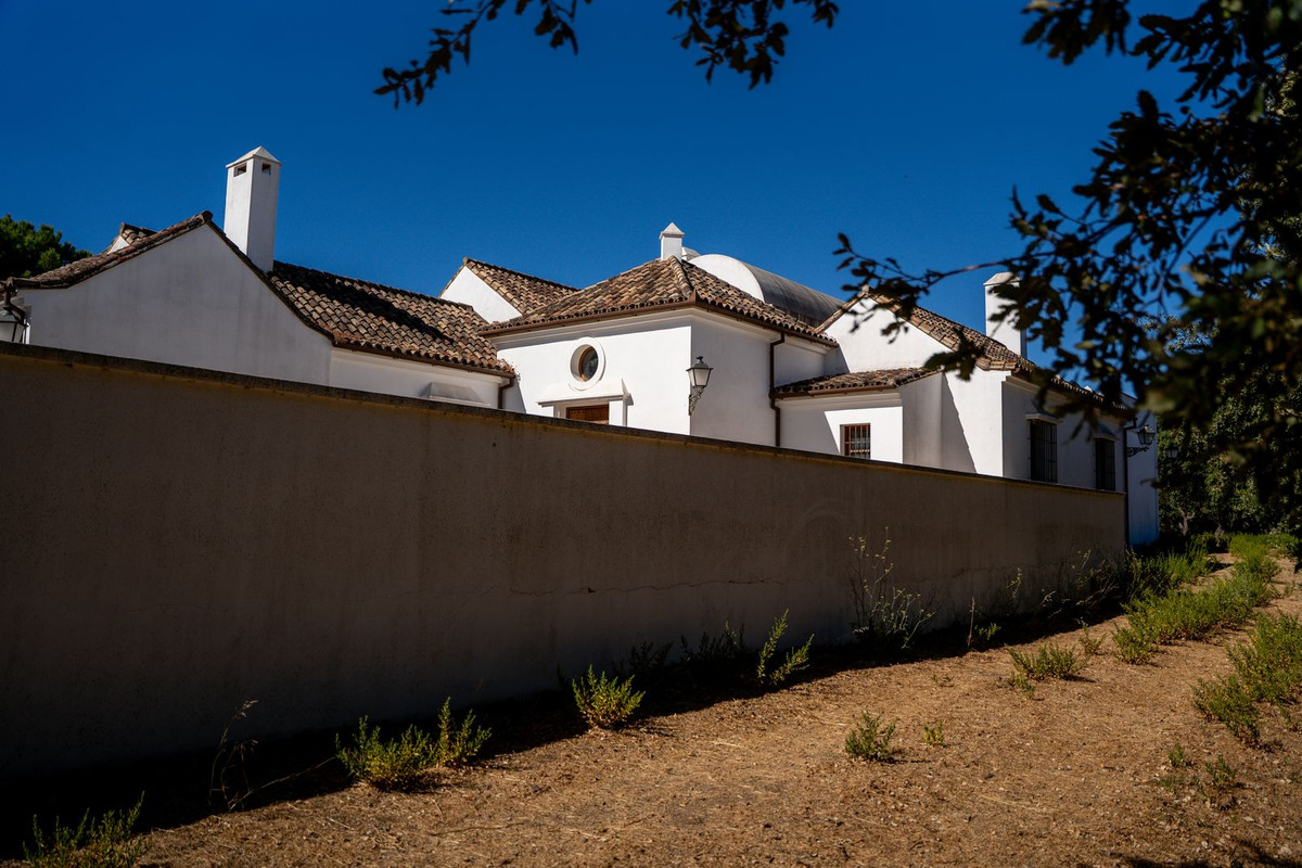 Se vende Villa - Chalet de 4 dormitorios en Costa Del Sol, Málaga, España