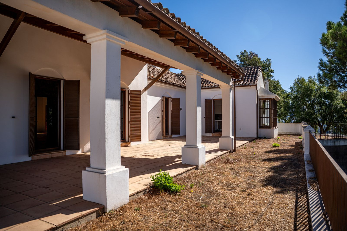 Se vende Villa - Chalet de 4 dormitorios en Costa Del Sol, Málaga, España