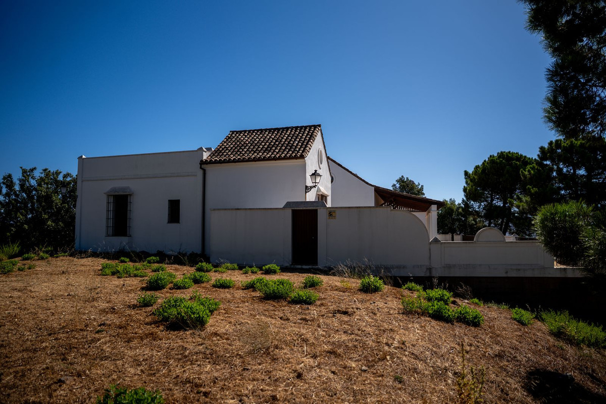 Se vende Villa - Chalet de 4 dormitorios en Costa Del Sol, Málaga, España