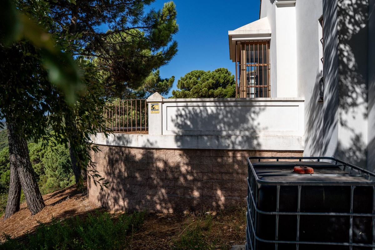 Se vende Villa - Chalet de 4 dormitorios en Costa Del Sol, Málaga, España