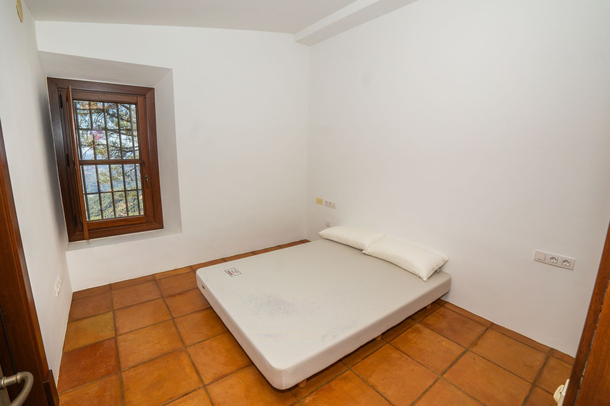 Se vende Villa - Chalet de 4 dormitorios en Costa Del Sol, Málaga, España