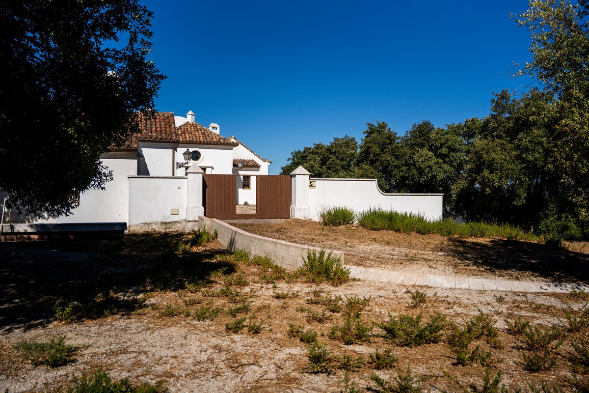 Se vende Villa - Chalet de 4 dormitorios en Costa Del Sol, Málaga, España
