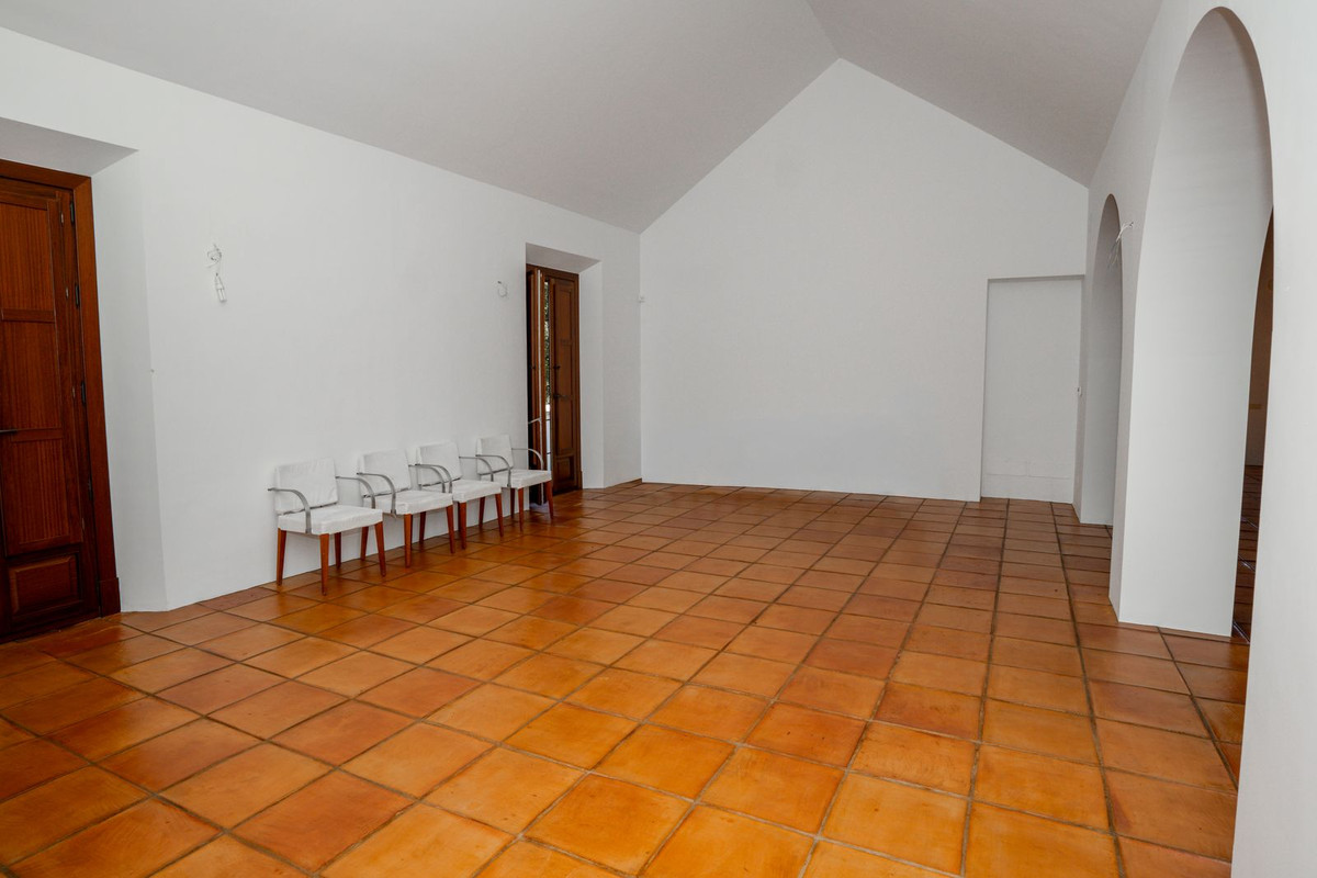 Se vende Villa - Chalet de 4 dormitorios en Costa Del Sol, Málaga, España