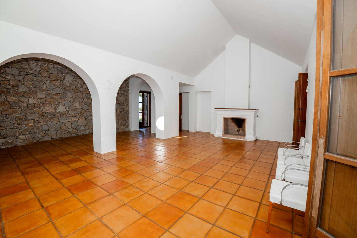 Se vende Villa - Chalet de 4 dormitorios en Costa Del Sol, Málaga, España
