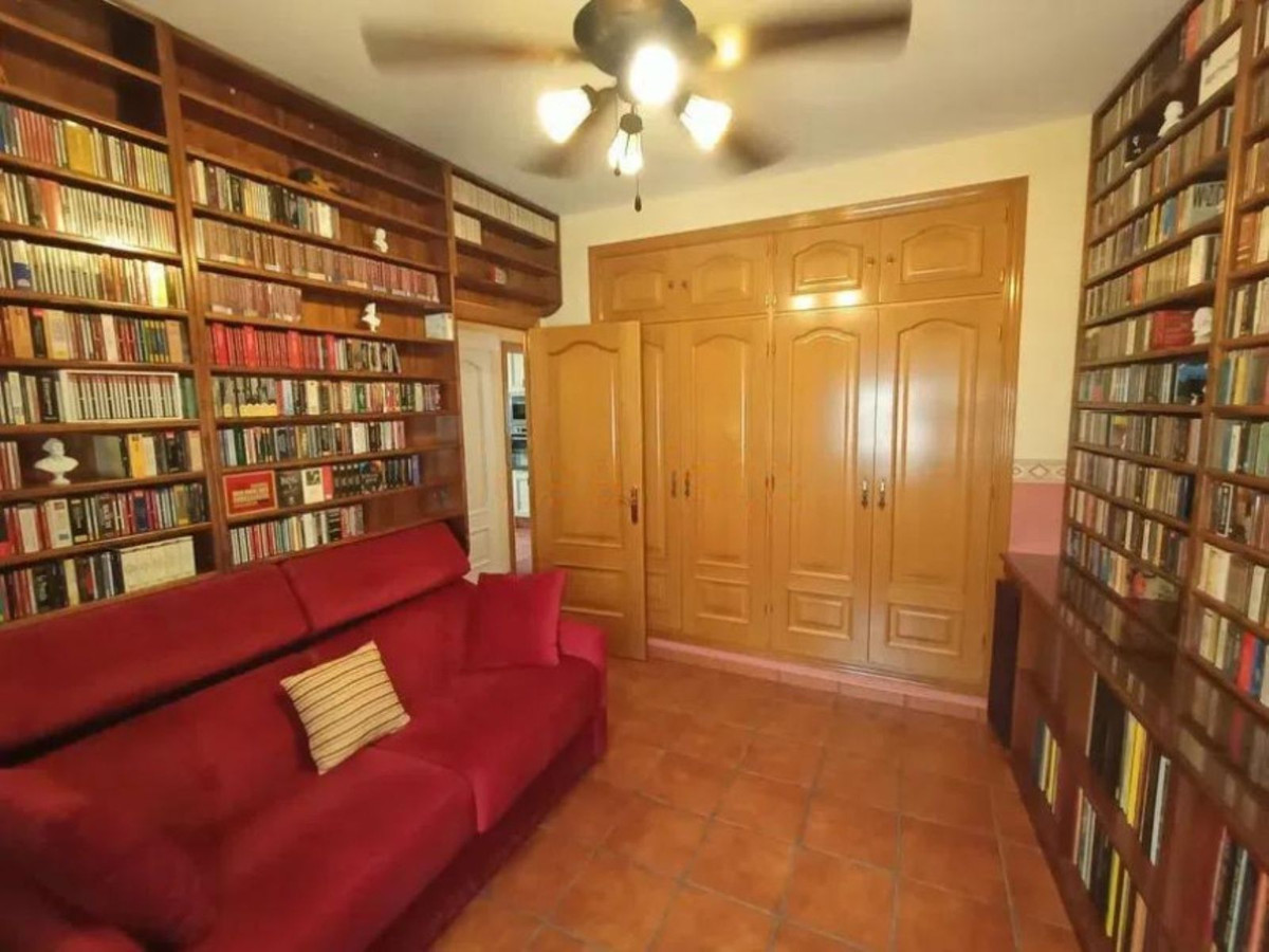 Se vende Pareada de 3 dormitorios en Costa Del Sol, Cadiz, España