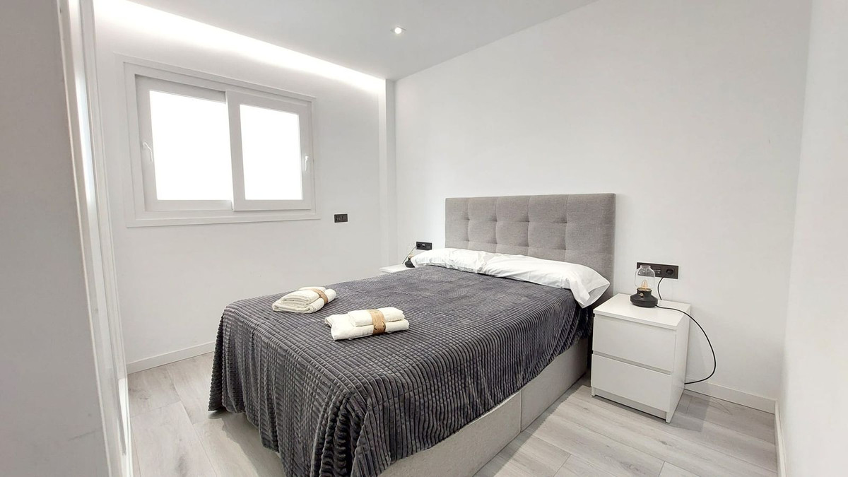 1 Bed Apartment for sale in Fuengirola Costa Del Sol, Málaga, Spain