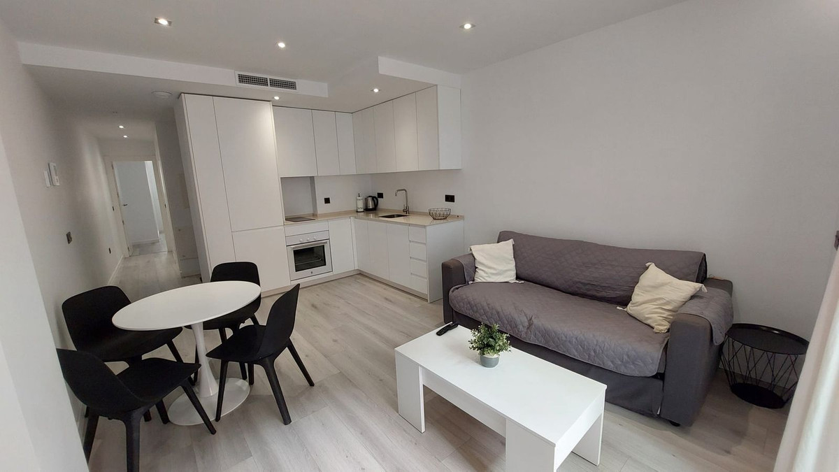 1 Bed Apartment for sale in Fuengirola Costa Del Sol, Málaga, Spain