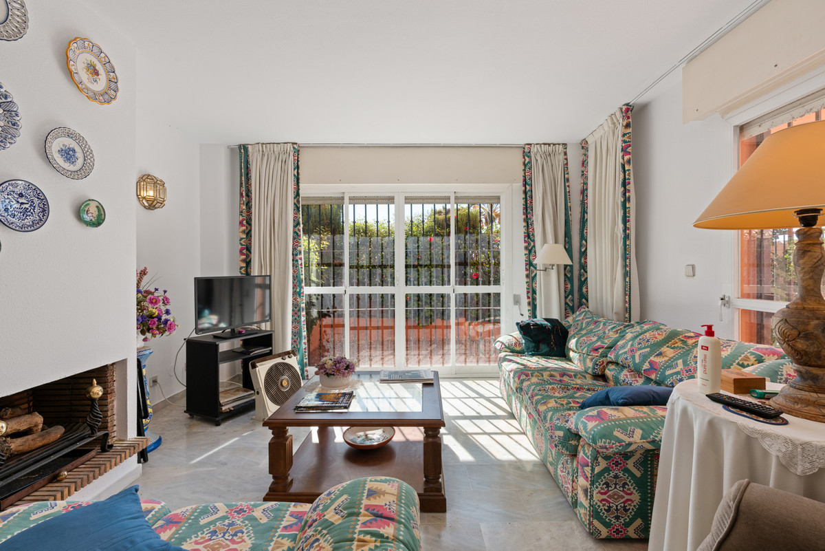 Se vende Apartamento Planta Baja de 4 dormitorios en Costa Del Sol, Málaga, España