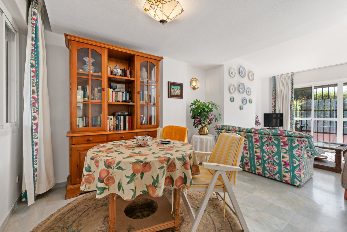 Se vende Apartamento Planta Baja de 4 dormitorios en Costa Del Sol, Málaga, España