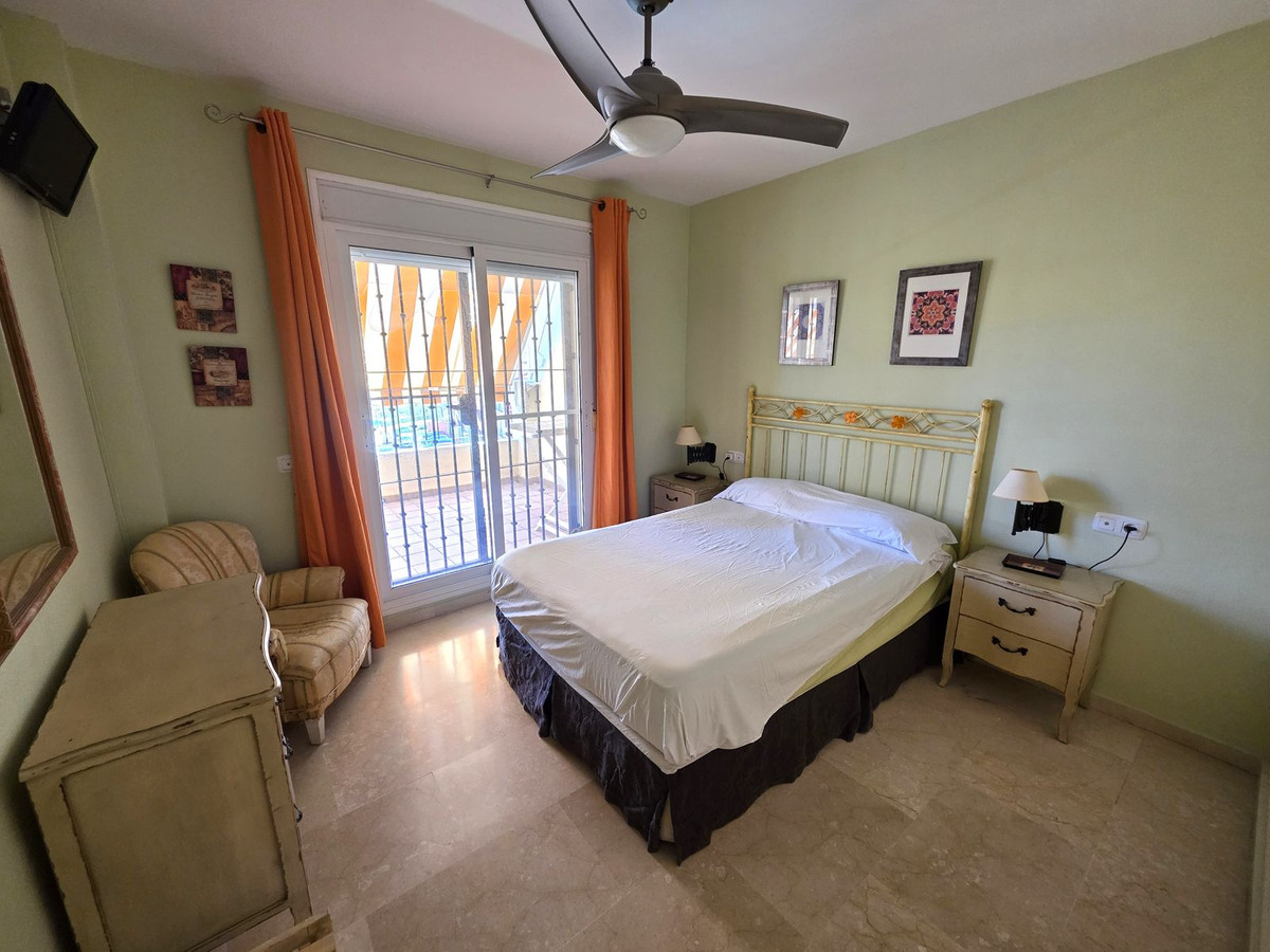 Se vende Apartamento Planta Baja de 2 dormitorios en Costa Del Sol, Málaga, España