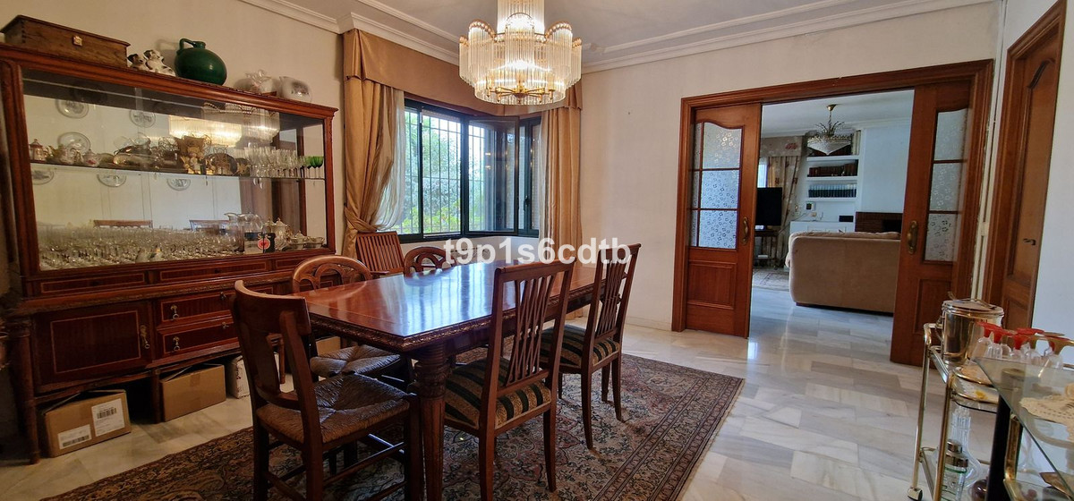 5 Bed Townhouse for sale in Marbella Costa Del Sol, Málaga, Spain