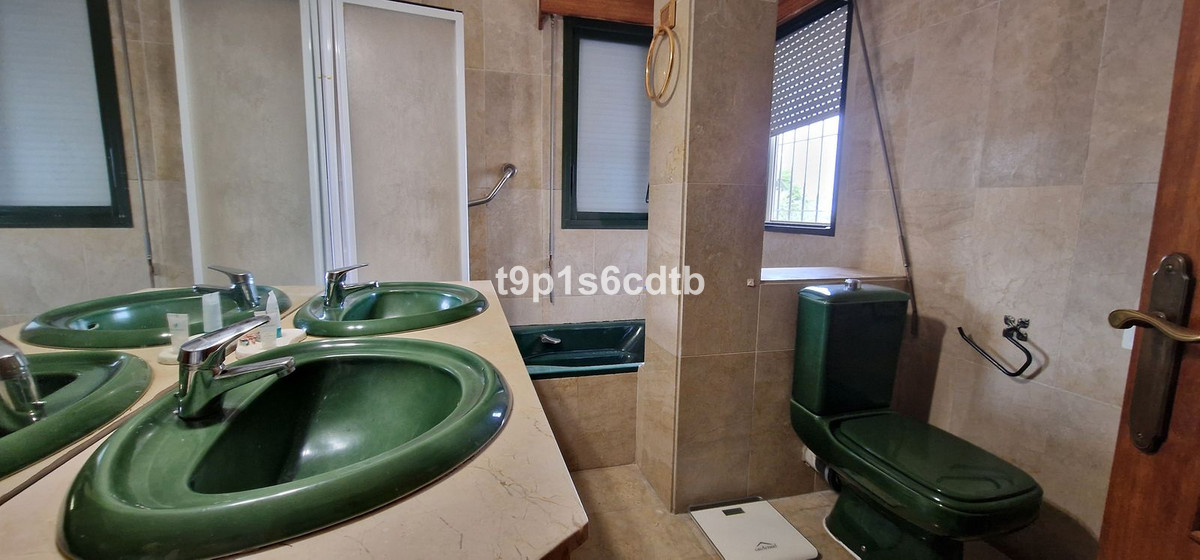 5 Bed Townhouse for sale in Marbella Costa Del Sol, Málaga, Spain