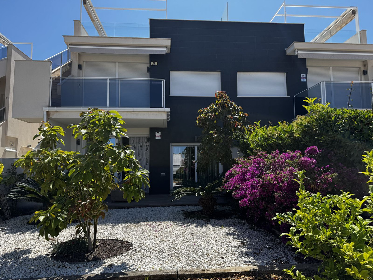 3 Bed Apartment for sale in Torrevieja Costa Blanca, Alicante, Spain