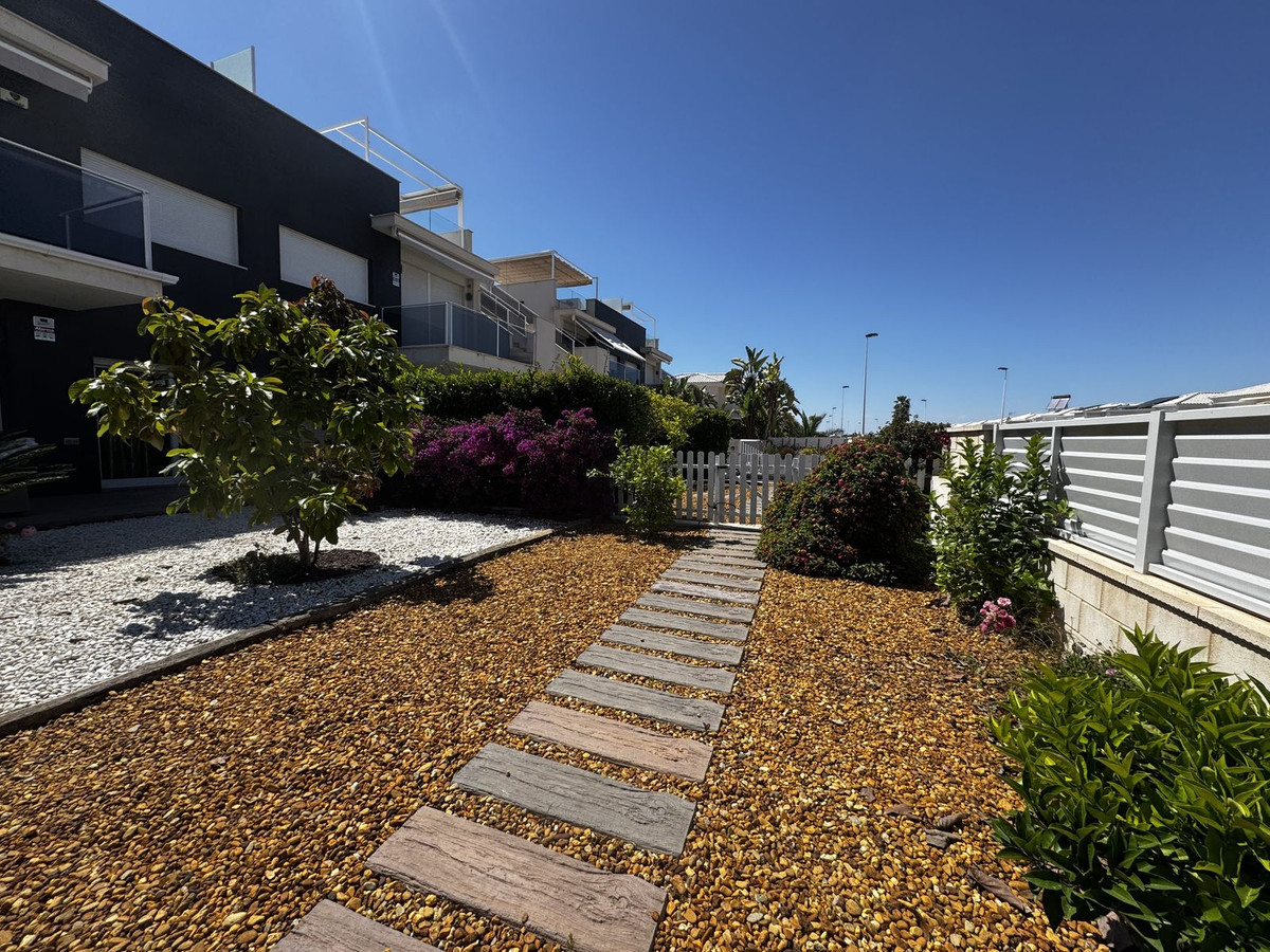 3 Bed Apartment for sale in Torrevieja Costa Blanca, Alicante, Spain