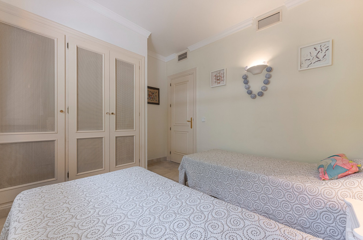Se vende Apartamento Planta Baja de 2 dormitorios en Costa Del Sol, Málaga, España