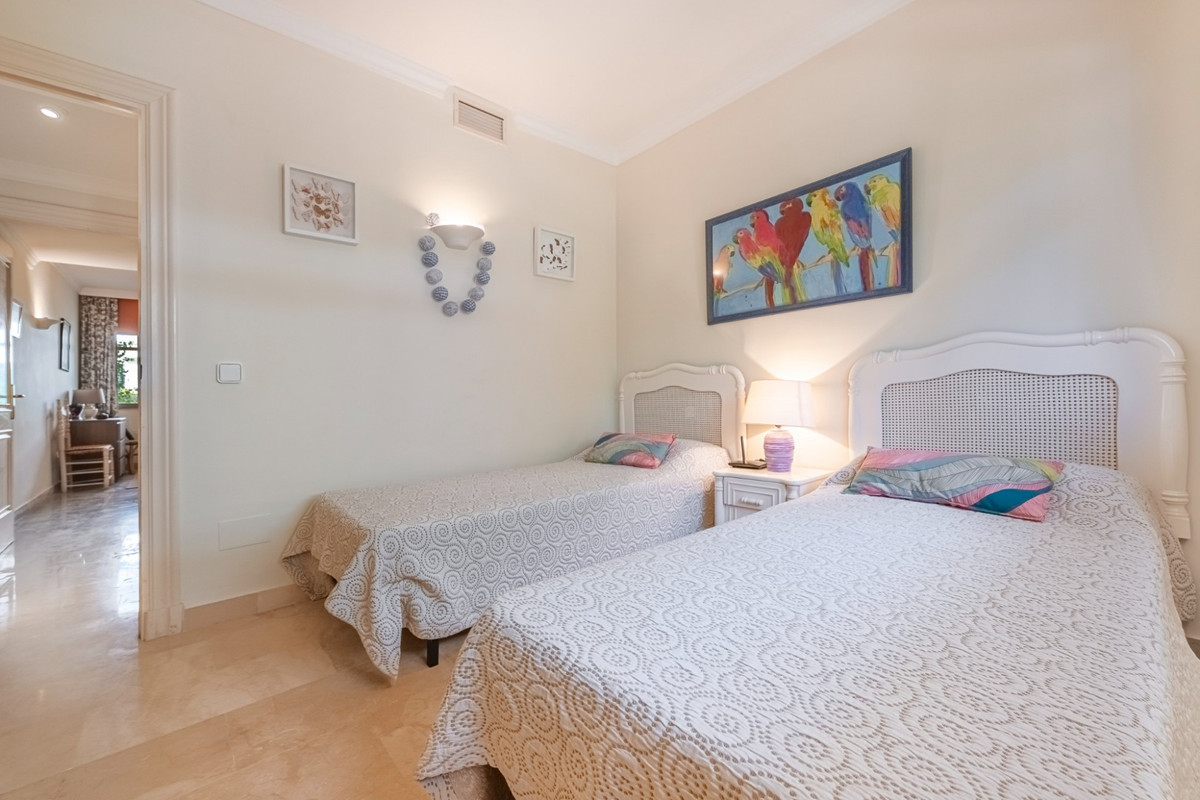 Se vende Apartamento Planta Baja de 2 dormitorios en Costa Del Sol, Málaga, España