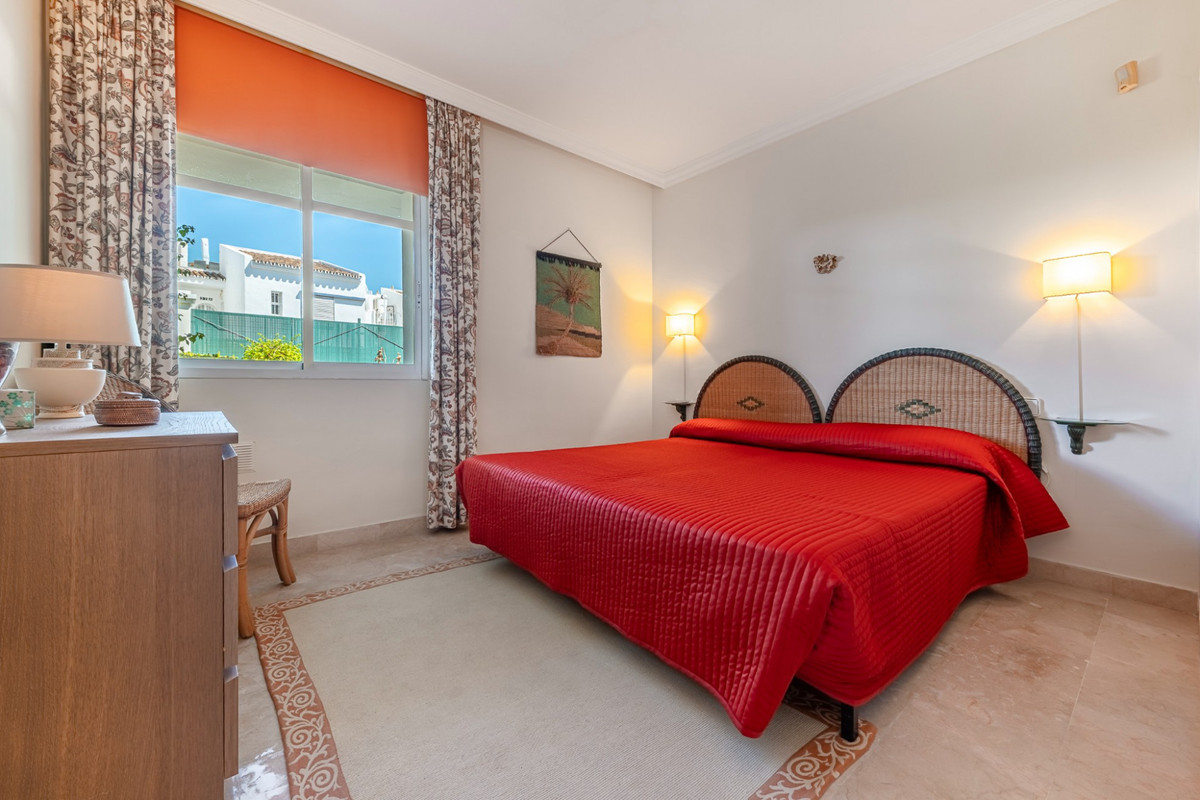 Se vende Apartamento Planta Baja de 2 dormitorios en Costa Del Sol, Málaga, España