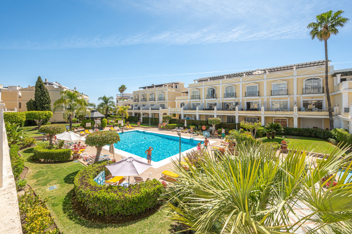 Se vende Apartamento Planta Baja de 2 dormitorios en Costa Del Sol, Málaga, España