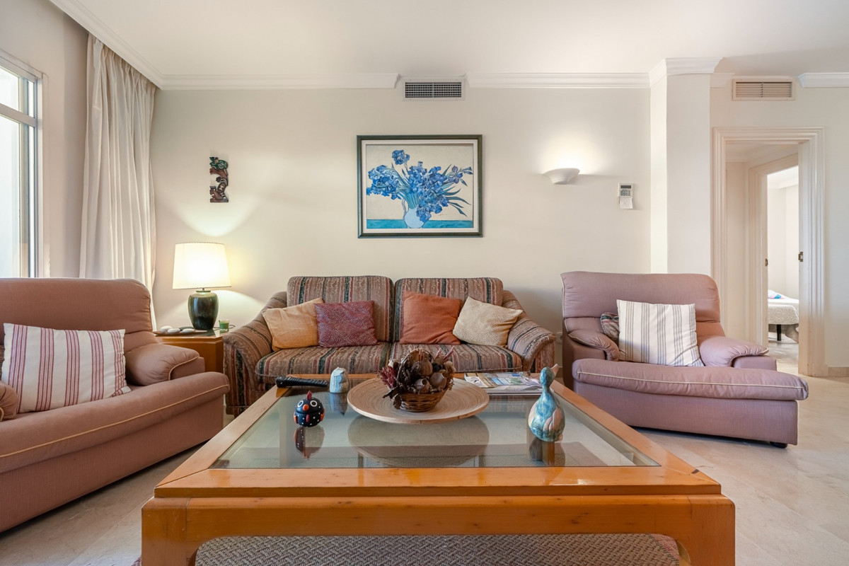 Se vende Apartamento Planta Baja de 2 dormitorios en Costa Del Sol, Málaga, España