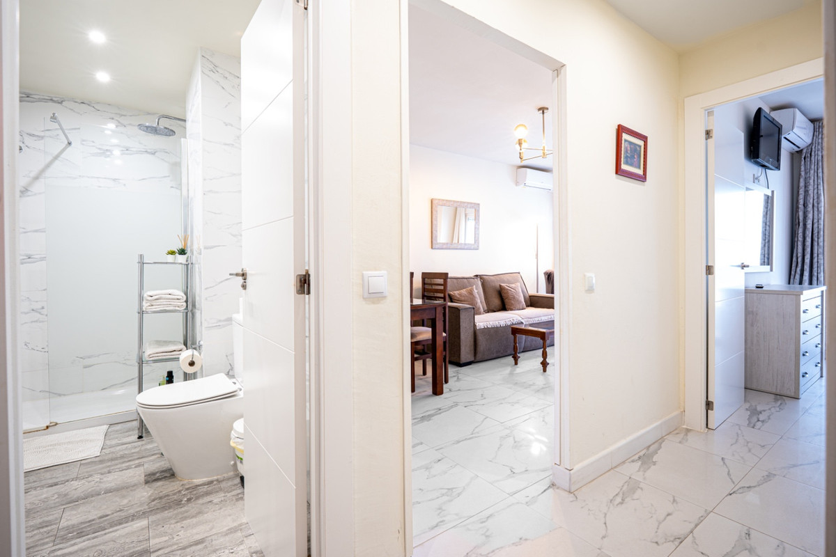Se vende Apartamento Planta Media de 1 dormitorios en Costa Del Sol, Málaga, España