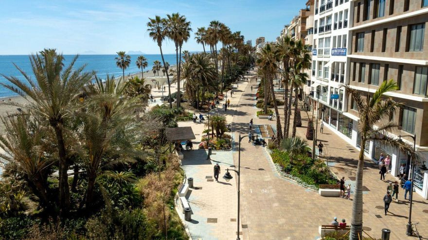 2 Bed Apartment for sale in Estepona Costa Del Sol, Málaga, Spain