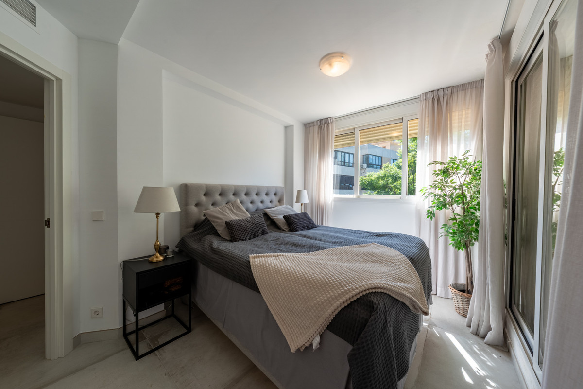 3 Bed Apartment for sale in Nueva Andalucía Costa Del Sol, Málaga, Spain