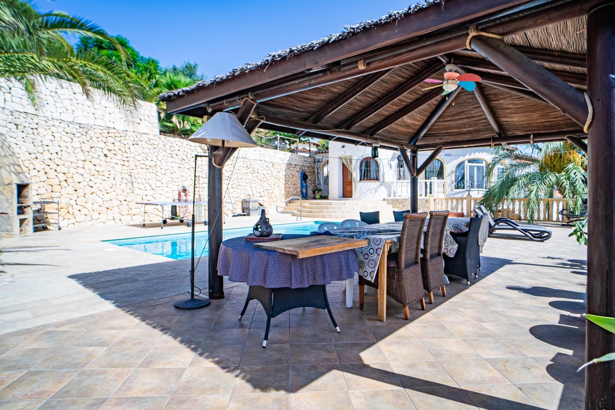 4 Bed Townhouse for sale in Benissa Costa Blanca, Alicante, Spain