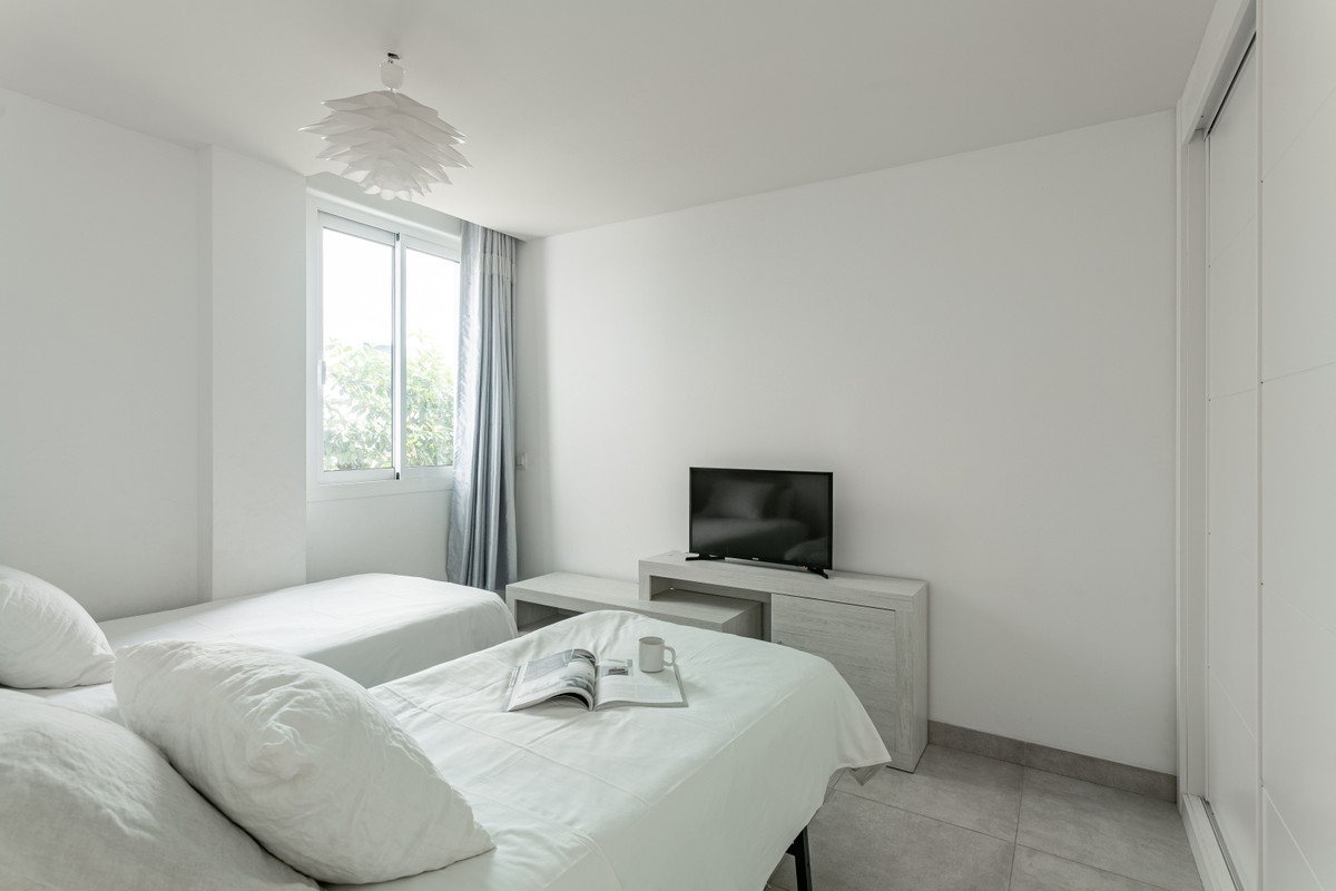 3 Bed Apartment for sale in La Cala De Mijas Costa Del Sol, Málaga, Spain