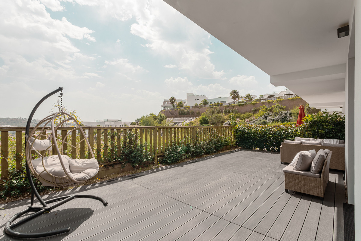 3 Bed Apartment for sale in La Cala De Mijas Costa Del Sol, Málaga, Spain