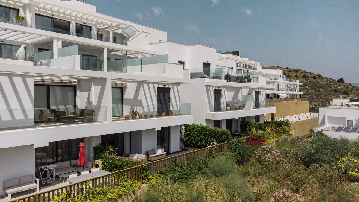 3 Bed Apartment for sale in La Cala De Mijas Costa Del Sol, Málaga, Spain