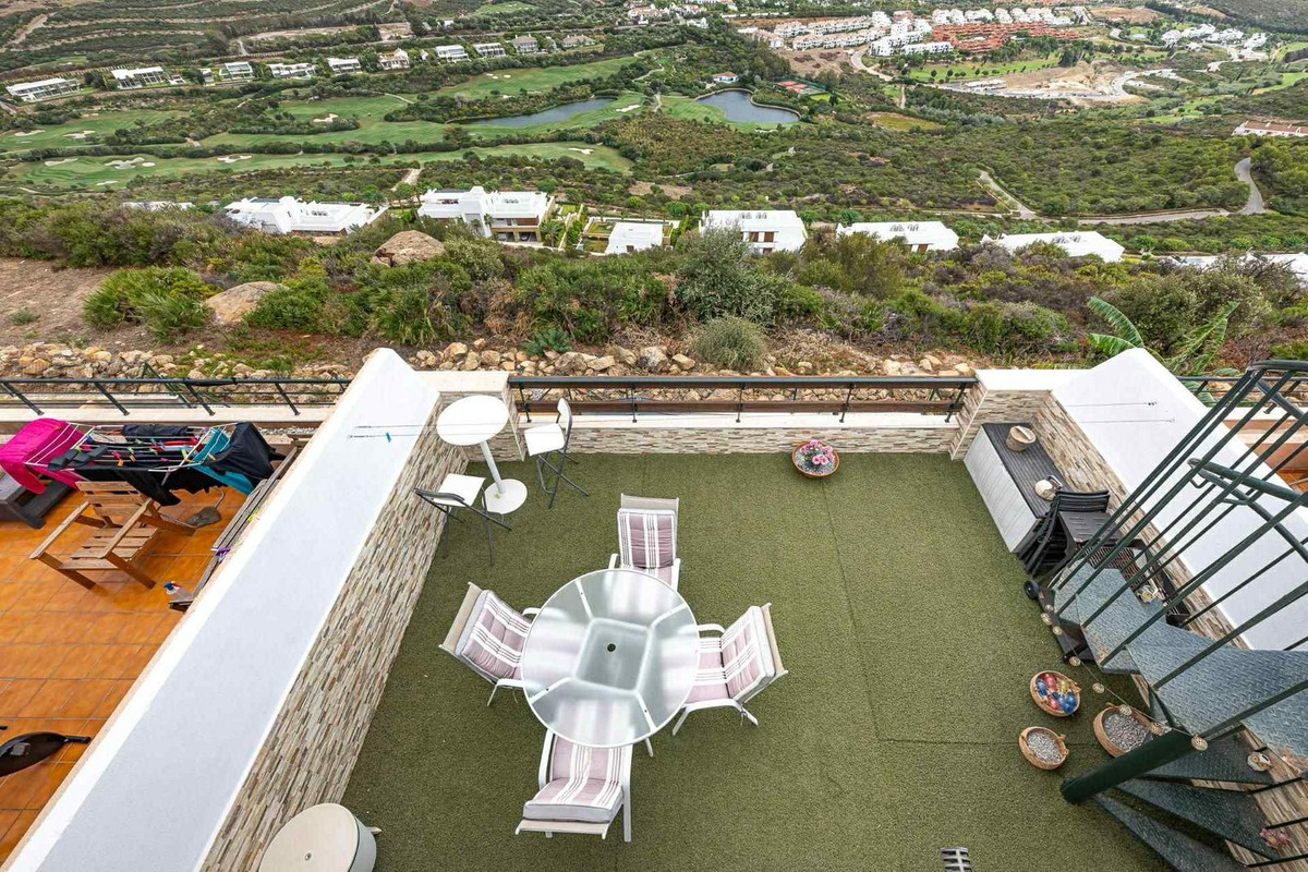 Se vende Apartamento en Planta Última de 3 dormitorios en Costa Del Sol, Málaga, España