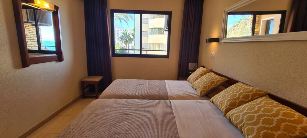 1 Bed Apartment for sale in Fuengirola Costa Del Sol, Málaga, Spain