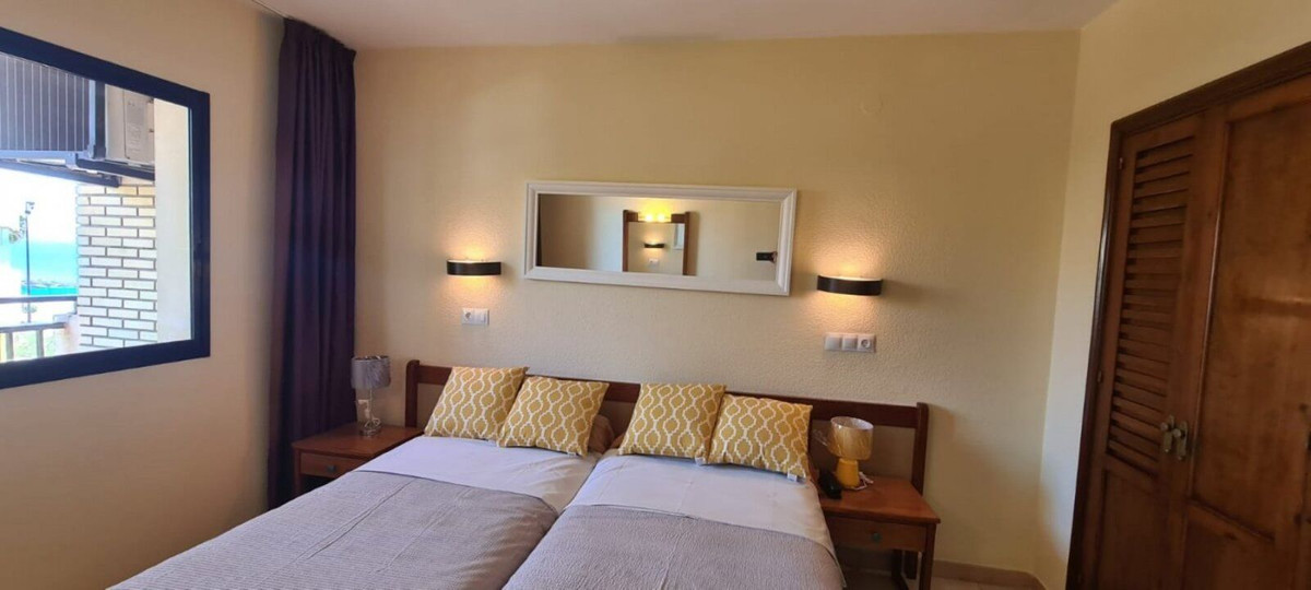 1 Bed Apartment for sale in Fuengirola Costa Del Sol, Málaga, Spain