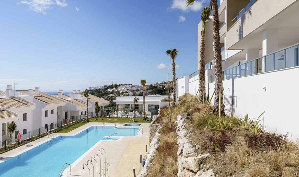 Se vende Apartamento Planta Media de 3 dormitorios en Costa Del Sol, Málaga, España