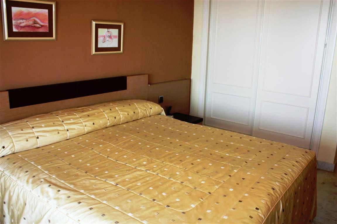 3 Bed Apartment for sale in Puerto Banús Costa Del Sol, Málaga, Spain