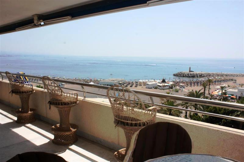 3 Bed Apartment for sale in Puerto Banús Costa Del Sol, Málaga, Spain