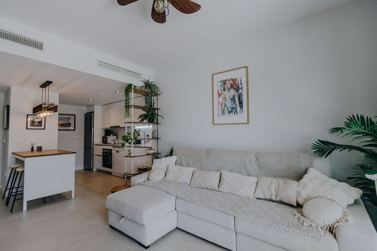 2 Bed Apartment for sale in Selwo Costa Del Sol, Málaga, Spain