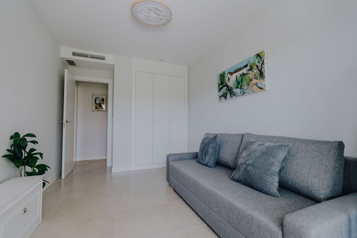 2 Bed Apartment for sale in Selwo Costa Del Sol, Málaga, Spain