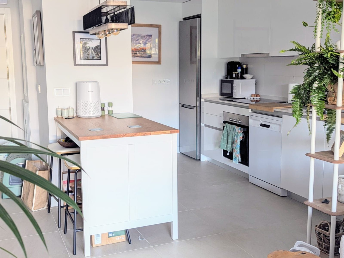 2 Bed Apartment for sale in Selwo Costa Del Sol, Málaga, Spain
